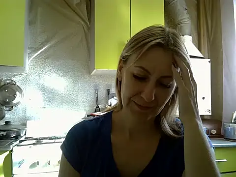 Snapshot of AshleyXHoney chatting on 09-30-25, 06:52 AshleyXHoney online show from 09-30-25, 06:52