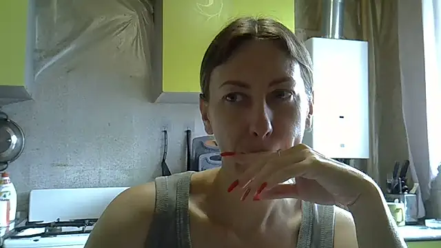 Snapshot of AshleyXHoney chatting on 06-27-26, 06:41 AshleyXHoney online show from 06-27-26, 06:41