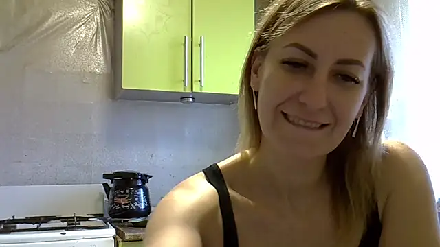 Snapshot of AshleyXHoney chatting on 12-04-24, 08:50 AshleyXHoney online show from 12-04-24, 08:50
