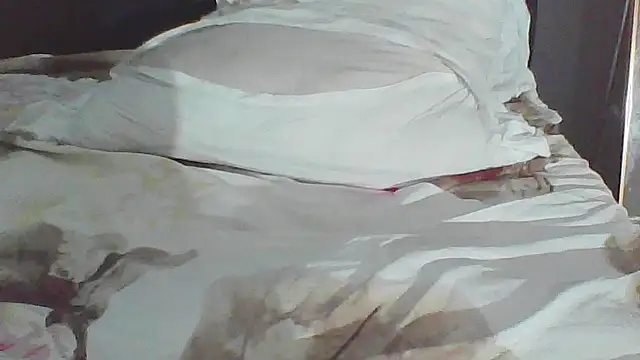 julietunderwoood online show from 03-20-26, 04:30