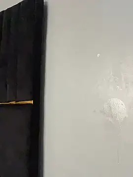 julietunderwoood online show from 02-07-26, 08:22