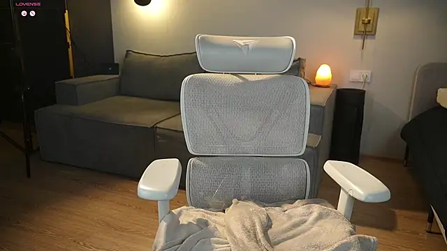 Snapshot of milablum777 chatting on 01-08-25, 10:16 milablum777 online show from 01-08-25, 10:16