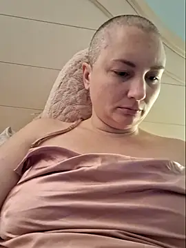 MilfyMrsRobinson online show from 05-03-26, 12:16