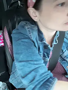 MilfyMrsRobinson online show from 03-14-25, 11:11