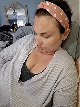 MilfyMrsRobinson online show from 03-12-25, 03:40