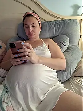 MilfyMrsRobinson online show from 03-17-25, 02:23