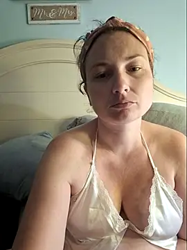 MilfyMrsRobinson online show from 03-22-25, 02:27