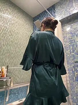 MooonReal online show from 11-18-25, 01:54