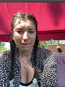 MooonReal online show from 06-16-26, 05:51