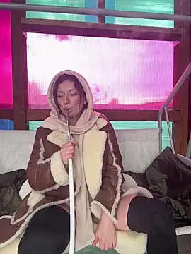 MooonReal online show from 10-23-25, 04:00