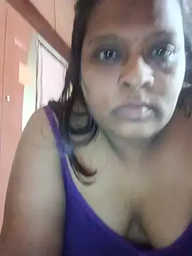 Snapshot of Love_Jenny chatting on 05-27-26, 08:43 Love Jenny online show from 05-27-26, 08:43