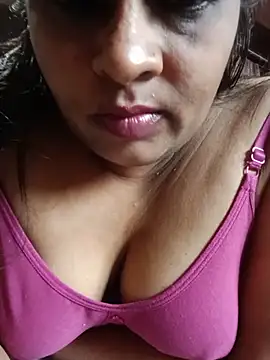 Snapshot of Love_Jenny chatting on 06-12-26, 05:16 Love Jenny online show from 06-12-26, 05:16