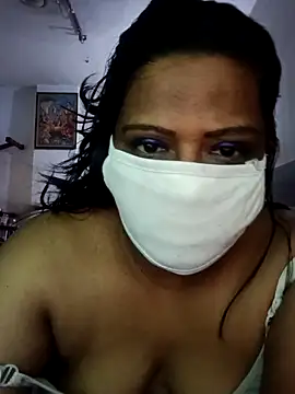 Snapshot of Love_Jenny chatting on 05-15-26, 04:10 Love Jenny online show from 05-15-26, 04:10