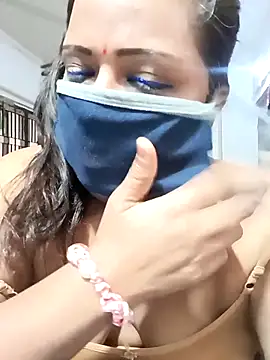 Love Jenny online show from 12-16-25, 04:17