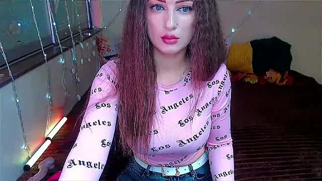 LizaSenri online show from 10-24-25, 06:45