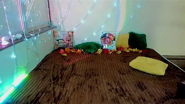 LizaSenri online show from 09-26-25, 07:32