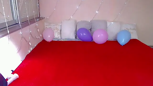 LizaSenri online show from 04-14-26, 07:24