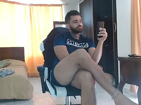 aronmiller404 online show from 03-18-25, 01:44