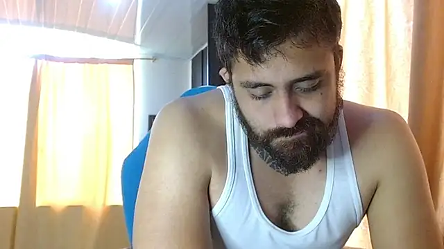 aronmiller404 online show from 02-07-26, 02:25