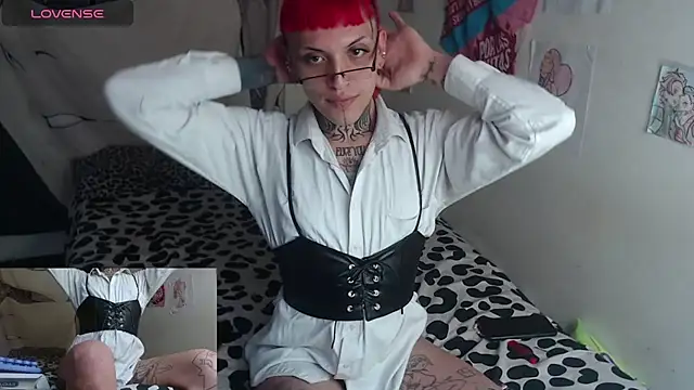 charlotbelucci  online show from 07-15-26, 03:19