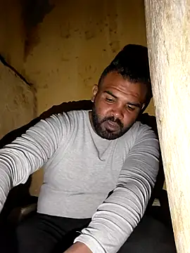 ListedLoin online show from 03-28-26, 08:21