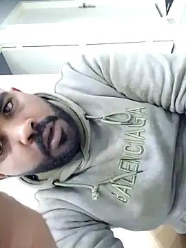 ListedLoin online show from 03-04-25, 06:39