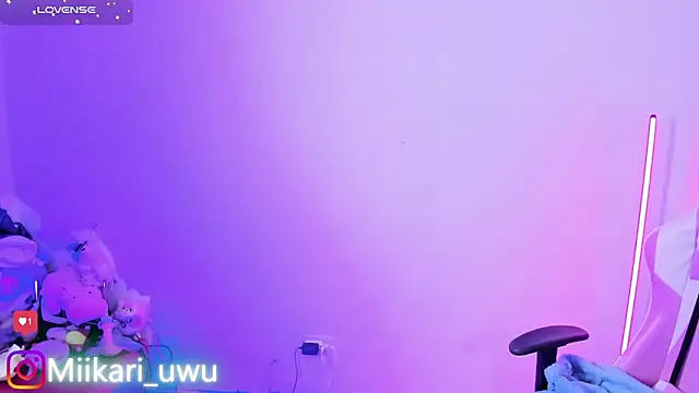 Ahri Elderwood online show from 12-22-25, 05:07