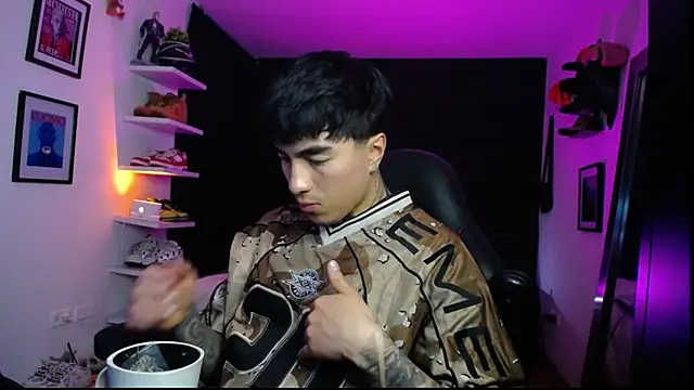 jung dragon online show from 09-26-25, 04:08