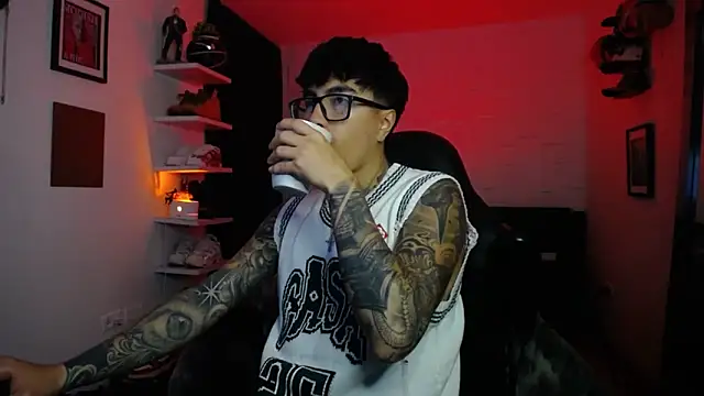 jung dragon online show from 12-21-25, 04:14