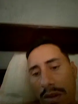 Snapshot of luissilva0071 chatting on 05-06-26, 10:52 luissilva0071 online show from 05-06-26, 10:52
