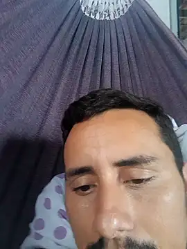 luissilva0071 online show from 02-05-25, 04:14