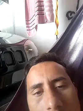 luissilva0071 online show from 02-01-25, 05:05