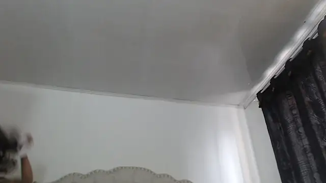 Abril Squirt online show from 04-09-26, 06:25