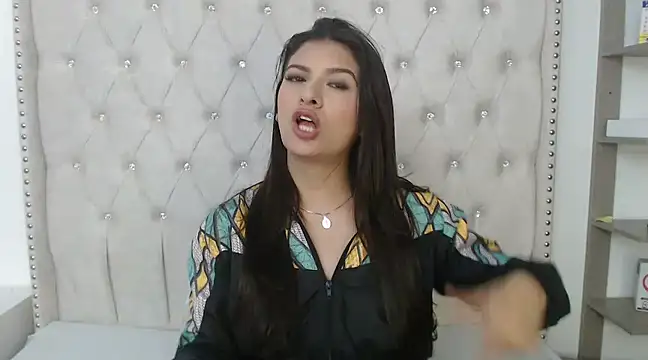 Abril Squirt online show from 03-08-25, 04:56