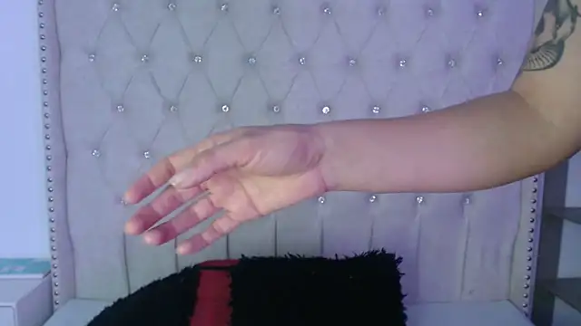 Abril Squirt online show from 10-27-25, 08:32