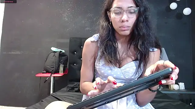 EmilyGomezLS online show from 03-12-25, 11:21