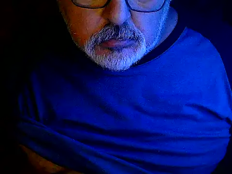 Snapshot of cashot58 chatting on 02-07-26, 01:41 cashot58 online show from 02-07-26, 01:41