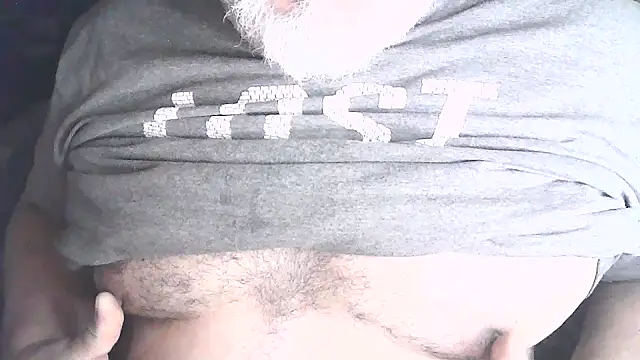 Snapshot of cashot58 chatting on 04-25-26, 01:25 cashot58 online show from 04-25-26, 01:25