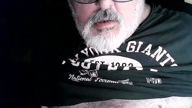 Snapshot of cashot58 chatting on 05-04-26, 10:51 cashot58 online show from 05-04-26, 10:51