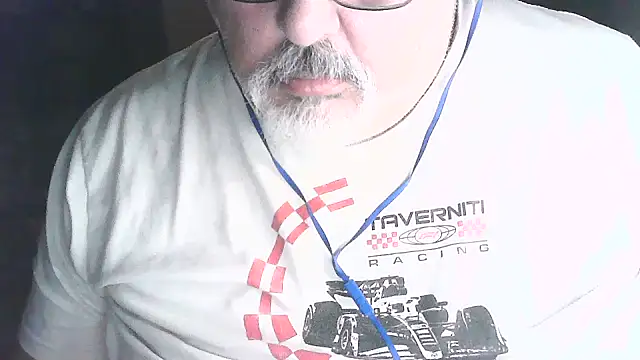 Snapshot of cashot58 chatting on 05-20-26, 04:42 cashot58 online show from 05-20-26, 04:42