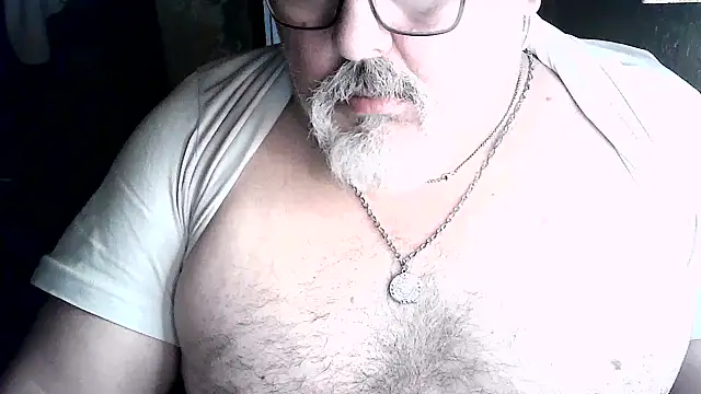 Snapshot of cashot58 chatting on 06-25-26, 11:04 cashot58 online show from 06-25-26, 11:04