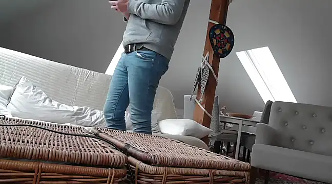 maxmueller321 online show from 03-04-25, 12:55