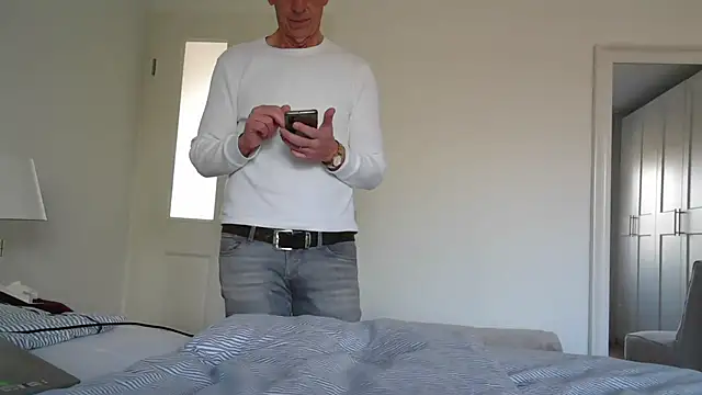 maxmueller321 online show from 03-30-26, 08:27