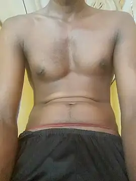 Snapshot of Tamil_boy_age28 chatting on 09-29-25, 06:42 Tamil boy age28 online show from 09-29-25, 06:42