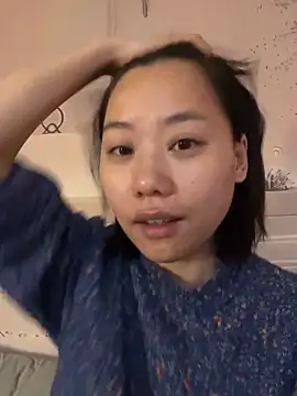 Eliza-E online show from 02-12-26, 01:16