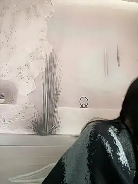 Eliza-E online show from 01-16-25, 02:09