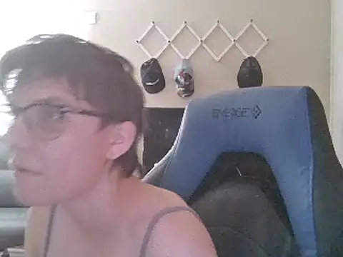 KaliSnow199623 online show from 02-03-25, 11:47