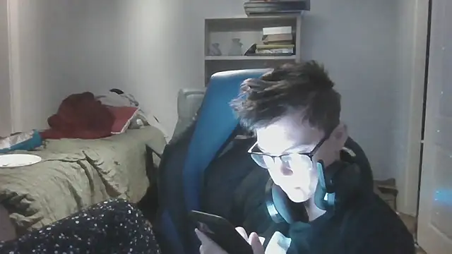 KaliSnow199623 online show from 01-08-26, 02:06