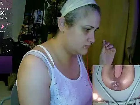 lolalicious 758 online show from 05-25-26, 02:44