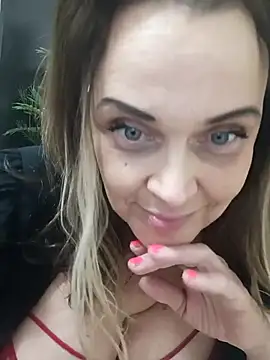 hugebobbs online show from 02-20-26, 07:32